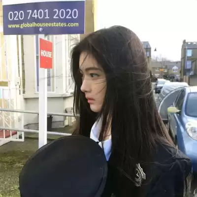 通薏冉